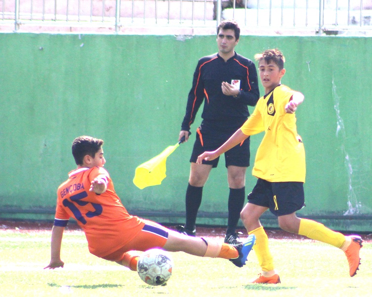 ANADOLU GÜLE OYNAYA: 11-0