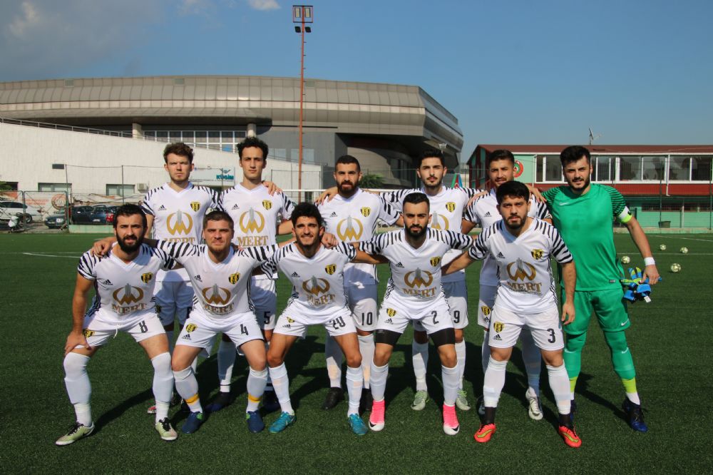 Çantaköyspor  üzerindeki şansızlığı attı  (3-0)