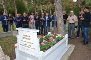 BAYRAM ÜSTÜNDAĞ DUALARLA ANILDI