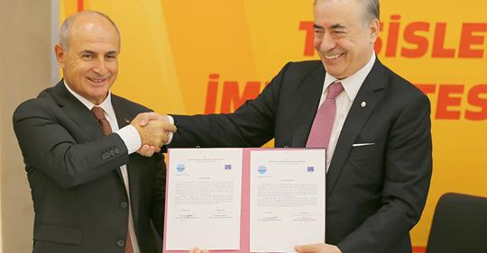 GALATASARAY SPOR TESİSLERİ İÇİN İMZALAR ATILDI