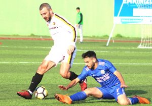 Y.ESENYURT ZİRVEYE ABONE: 4-0