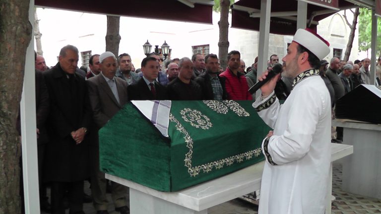 ( Mekanik Mehmet)  Mehmet Girgin son yolculuğuna uğurlandı