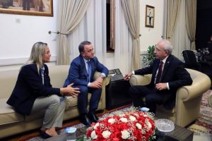 Işıklar, Kılıçdaroğlu ile bir araya geldi