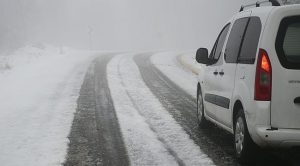 Çanakkale’ye mevsimin ilk karı yağdı