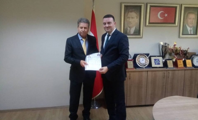 Tahir Sert aday adaylığı dosyasını teslim etti