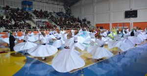 SEMAZENLER SALONA SIĞAMADI