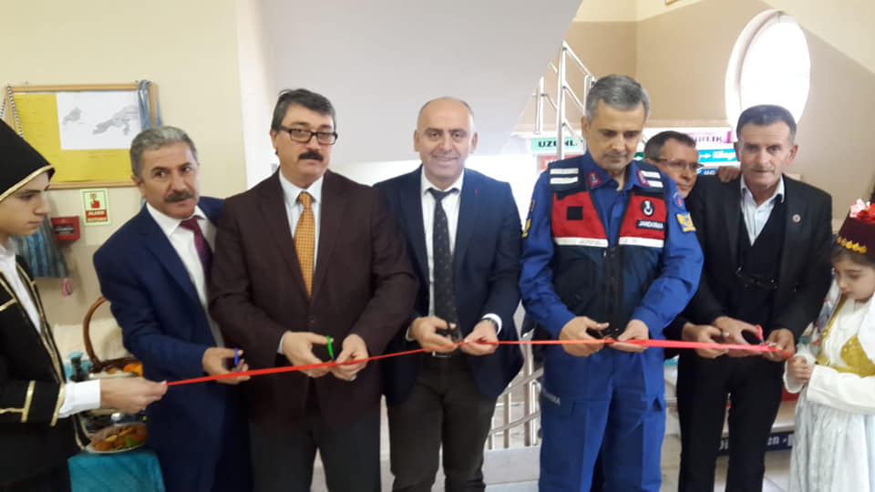 KADIKÖY DE YERLİ MALI HAFTASI KUTLANDI