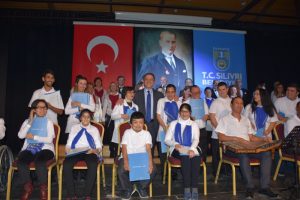 ENGELLİLERİN YAŞAM KAYNAĞI MÜZİK OLDU