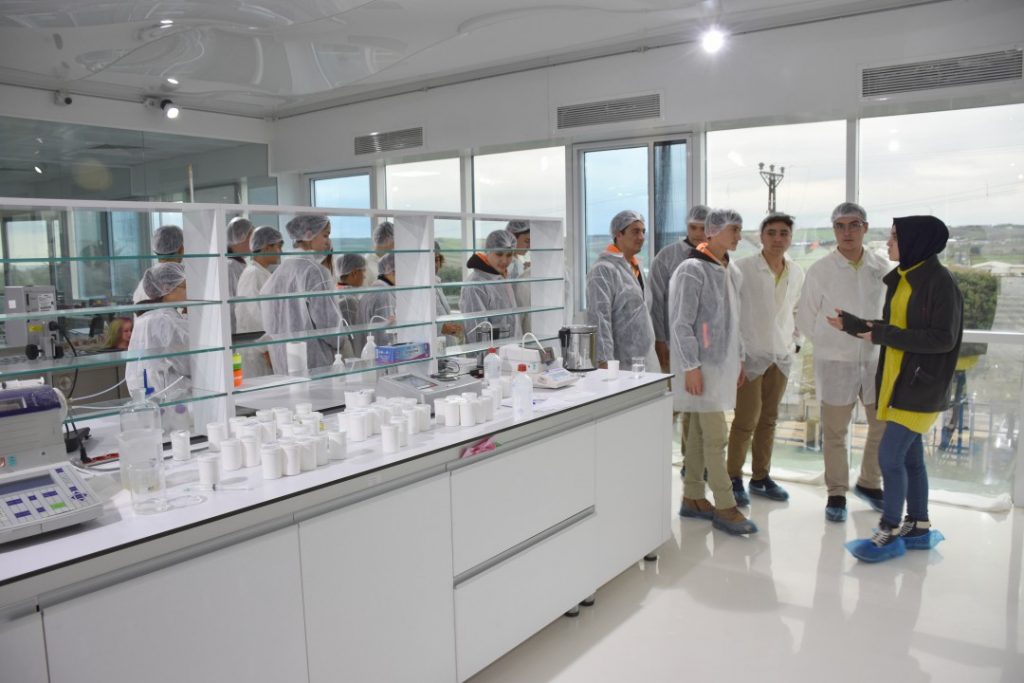 Tarım Lisesi Öğrencilerinden Fabrika Ziyareti