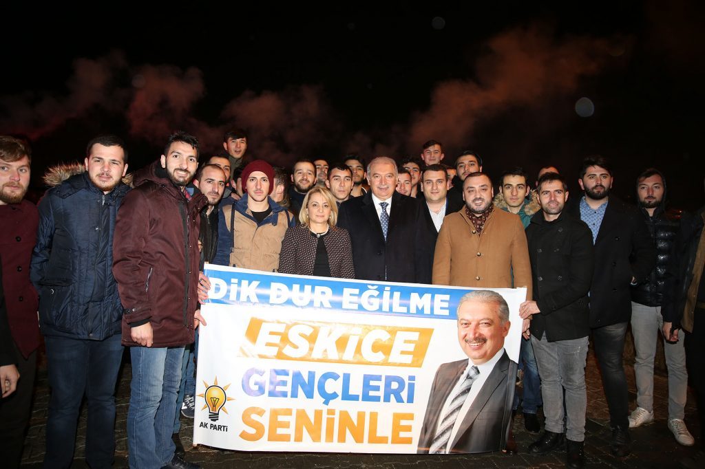 MEVLÜT UYSAL: “SORUNLARA BÜYÜKÇEKMECELILERLE BIRLIKTE ÇÖZÜM BULACAĞIZ”