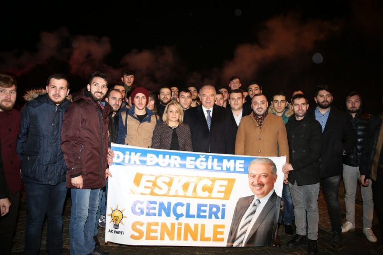 MEVLÜT UYSAL: “SORUNLARA BÜYÜKÇEKMECELILERLE BIRLIKTE ÇÖZÜM BULACAĞIZ”