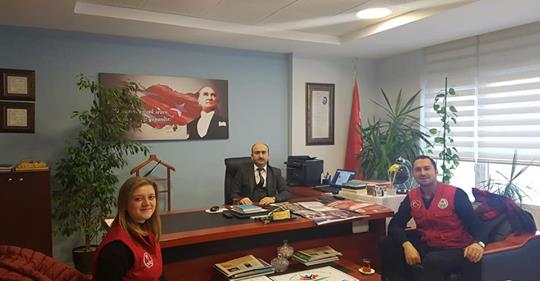 Çorlu’nun ‘’Kırmızı Yelekliler’i’’ Genç Yüreklere Dokunmaya Devam Ediyor