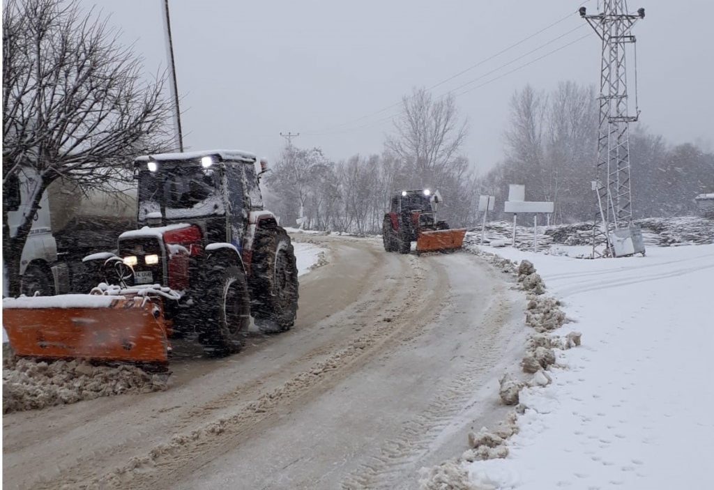 BOZOĞLU ‘İBB EKİPLERİMİZ GÖREV BAŞINDA KAPALI YOLUMUZ YOK’