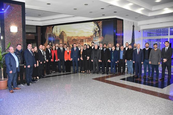 Yılmaz, Meclis Üyeleri ile bir araya geldi