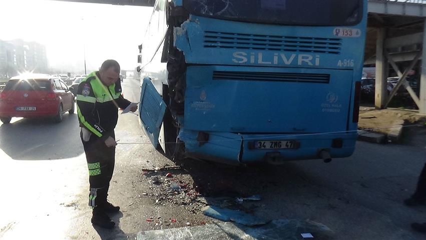 E5 de meydana gelen kazada 2 kişi yaralandı