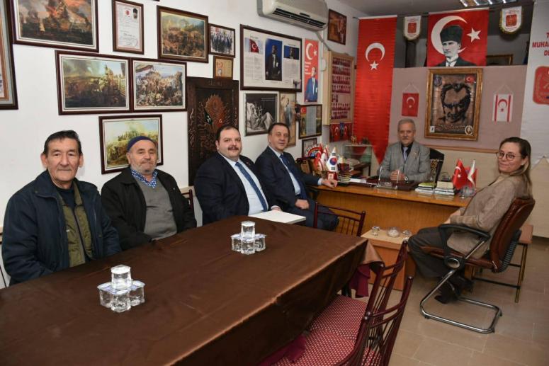 Işıklar, Silivri Muharip Gaziler  Derneğini ziyaret etti