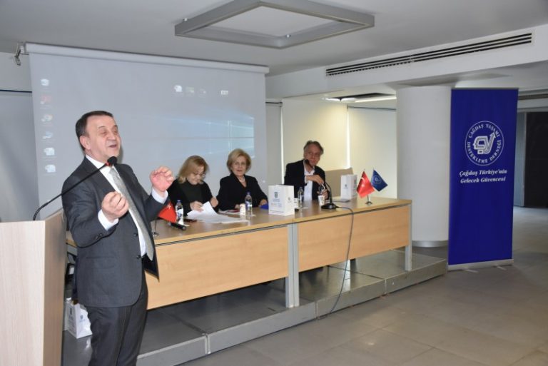 IŞIKLAR ÇYDD’NİN PANELİNE KONUŞMACI OLARAK KATILDI