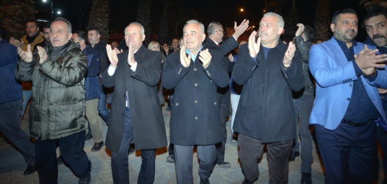 Değirmenci, Gençlerle bir araya geldi