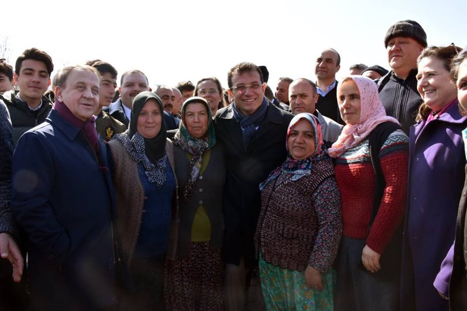 Ekrem İmamoğlu TÜRAM’da çiftçilerle buluştu