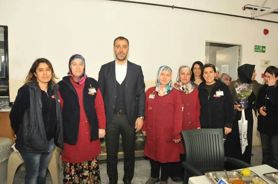 Şenyayla çalışanlarına projelerini anlattı