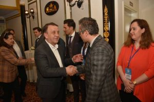 Işıklar’ın Pazar Mesaisi Dernek Buluşmalarıyla Başladı