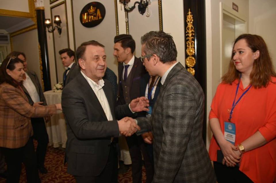 Işıklar’ın Pazar Mesaisi Dernek Buluşmalarıyla Başladı