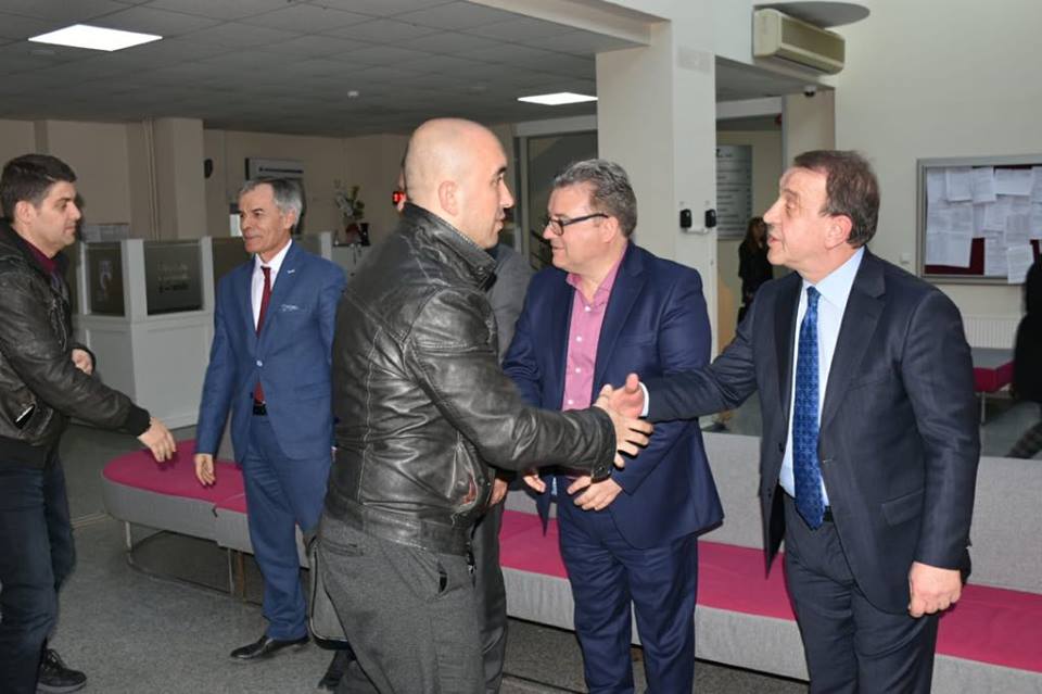 IŞIKLAR PERSONELİNİN KANDİLİNİ KUTLADI