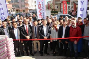 Merkez Gıda Şarküteri & Ayyıldız Organik Tarım Ürünleri Açıldı