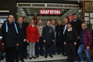 Işıklar Çanta Mahallesi’nde esnaf ziyaretindeydi