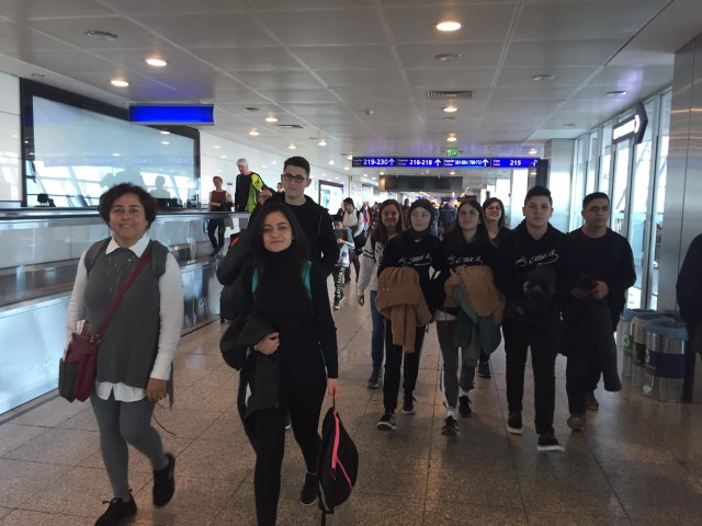 TARIM LİSESİ ÖĞRENCİLERİNİN İTALYA YOLCULUĞU BAŞLADI