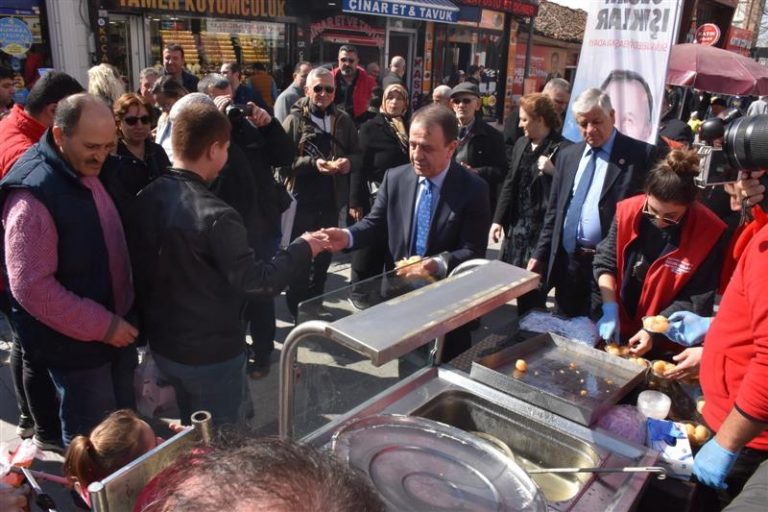 Işıklar Silivrililerin Regaip Kandilini Kutladı