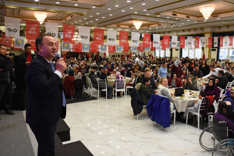 Işıklar: “Hep birlikte el ele Silivri’yi geleceğe taşımak, ayağa kaldırmak istiyoruz”