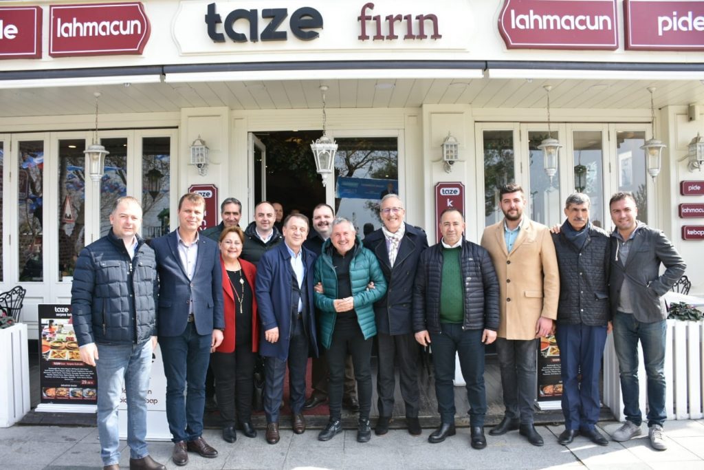 Işıklar Sahil ve Atatürk Caddesi Esnafını Ziyaret Etti