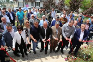 Çatalca Belediye Başkanı Mesut Üner Ayyıldız Cafe’nin açılışına katıldı