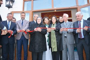 Albayrak Camii ibadete açıldı