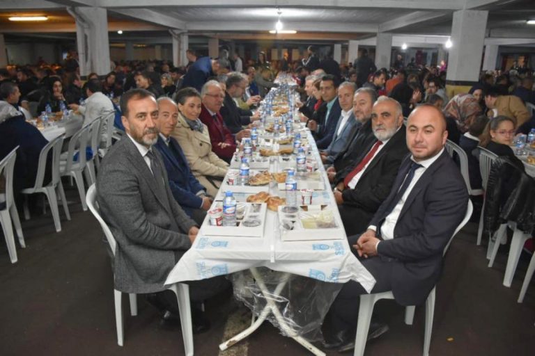 SANAYİ SİTESİ ESNAFLARI GÖNÜL SOFRASINDA BULUŞTU