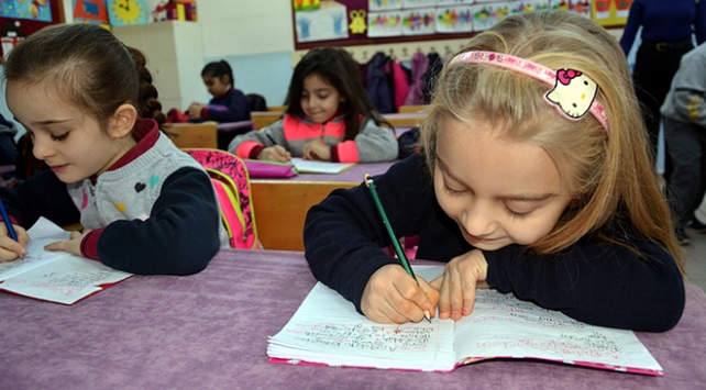 İlkokulu erteleme için sağlık raporu zorunluluğu kaldırılıyor