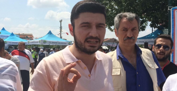 AK PARTİLİ KARACA GÜREŞ ALANINI TERK ETTİ