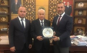 Silivri Belediye Başkanı Volkan Yılmaz ve MHP İlçe Başkanı Zafer Yalçın, MHP Lideri Devlet Bahçeli ile bayramlaştı.