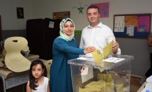 Bozoğlu, oyunu kullandı