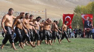 Tarihi Kırkpınar Yağlı Güreşleri yarın Edirne’de başlayacak