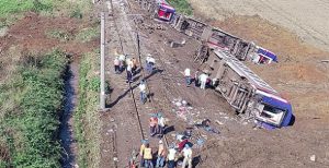 FACİANIN İLK DAVASINDA MAHKEME HEYETİ KAÇTI