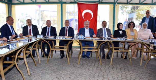 TEKİRDAĞ PROTOKOLÜ VE VATANDAŞLAR BAYRAMLAŞTI