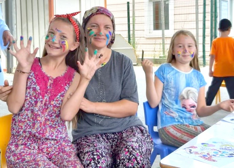 ANNE VE ÇOCUK ATÖLYELERİ DEVAM EDİYOR