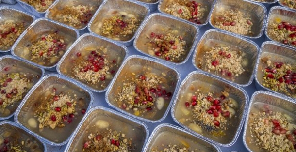 AŞURE GEÇEN YIL 8, BU YIL 2 TL