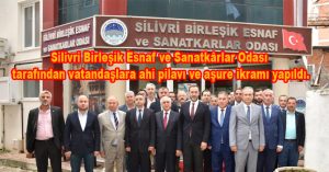 Silivri Birleşik Esnaf ve Sanatkârlar Odası tarafından vatandaşlara ahi pilavı ve aşure ikramı yapıldı.