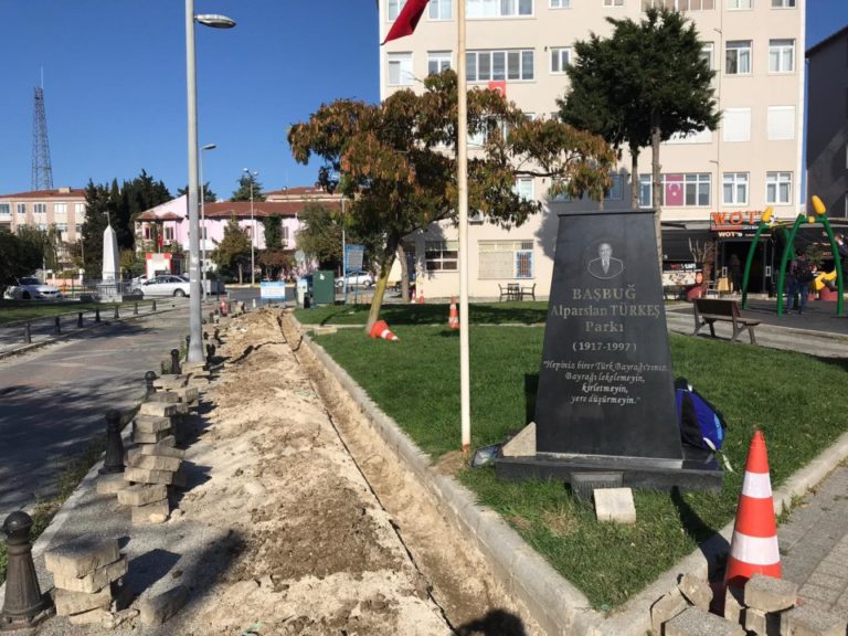 YEŞİL ALANLARA SULAMA SİSTEMLERİ KURULUYOR