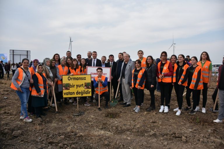 ÇANTA’DA FİDANLAR TOPRAKLA BULUŞTU