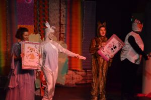 MİNİKLER HOP HOP TAVŞANLA İNGİLİZCE ÖĞRENDİ