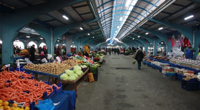 Edirne’de Pazarda esnaf kan ağlıyor